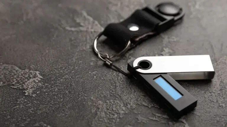 چرا کیف پول سرد از خطر هک شدن در امان است؟