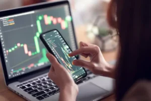 شبیه سازی ترید ارز دیجیتال