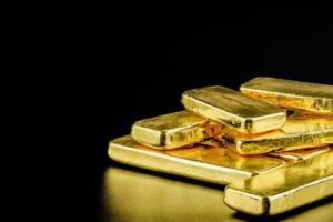 بدترین سه‌ماهه طلا در ۱۳ سال اخیر؛ چرا طلای جهانی سقوط کرد؟